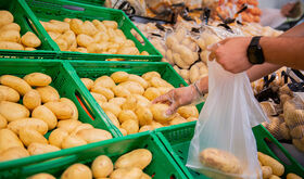 Mercadona prev comprar 94000 toneladas de patatas de origen nacional en 2024 un 6 ms