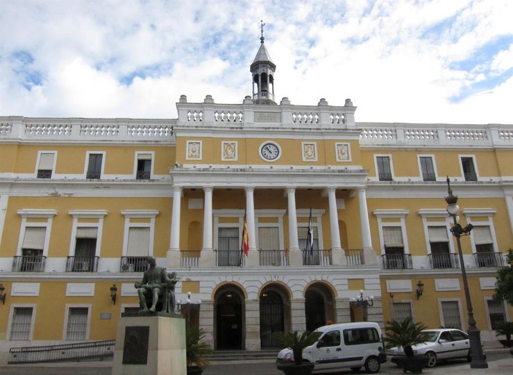 Ayuntamiento Badajoz aprobar por unanimidad el Plan de Impulso con dotacin 20 millones