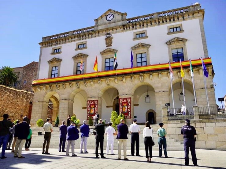 Cceres dedica acto institucional del Da de Extremadura al recuerdo a vctimas Covid19