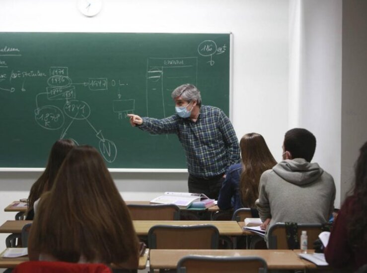 CSIF urge a Junta test rpidos a docentes que hayan impartido clase en un aula confinada