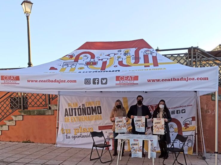 En Trujillo CEAT Badajoz inicia  plan de difusin del Plan Empleo Autnomo de Extremadura