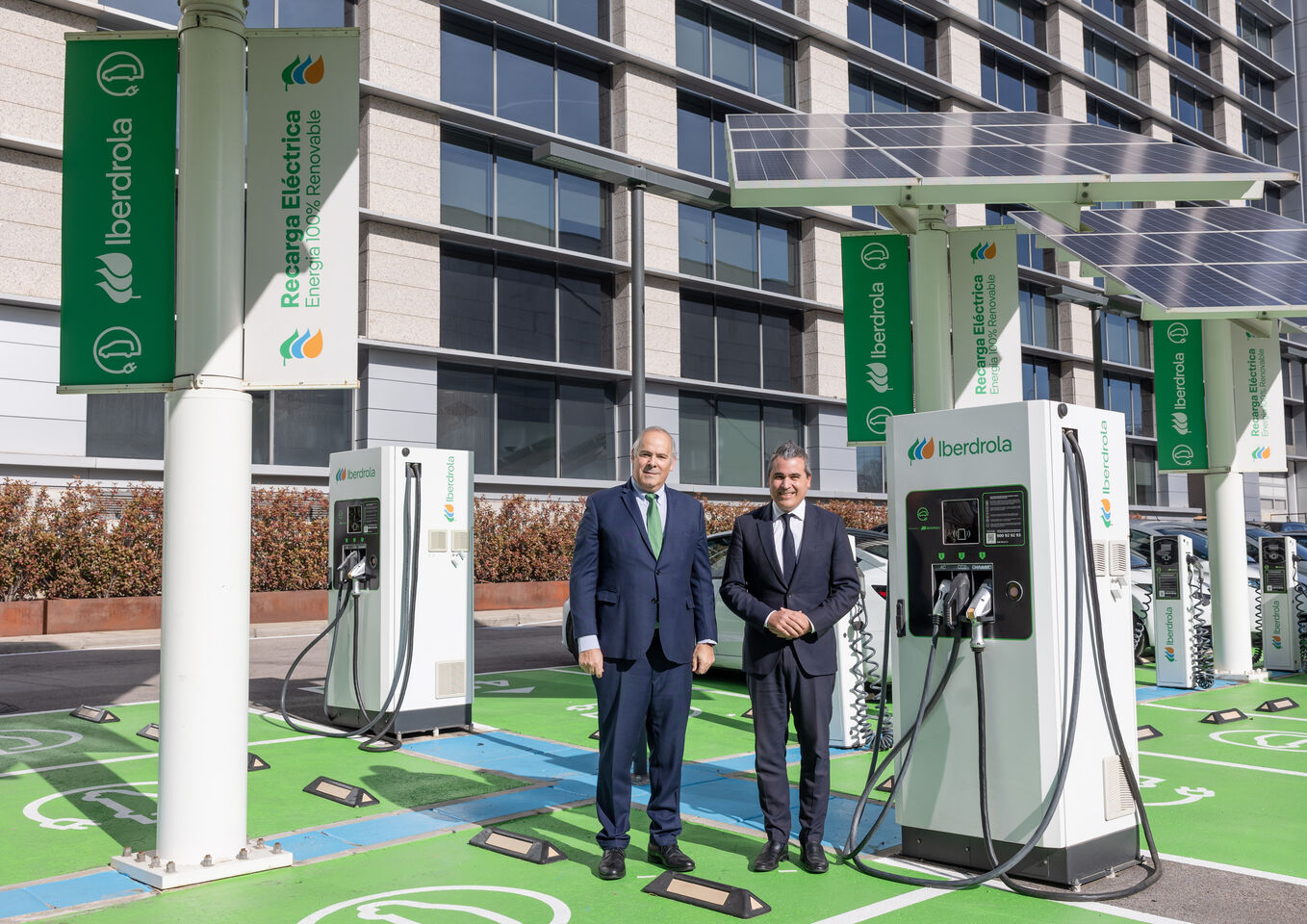 ANFAC e Iberdrola se alían para impulsar la movilidad eléctrica en España