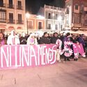 Por toda Extremadura cientos de personas recuerdan a las mujeres asesinadas 