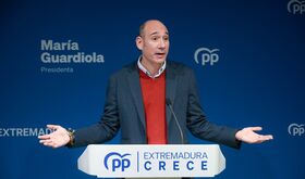 El PP critica que VOX le da la espalda a los extremeos unindose al PSOE 