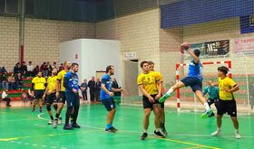 Aceuchal y BM Villafranca continan con pleno de victorias en el balonmano extremeo