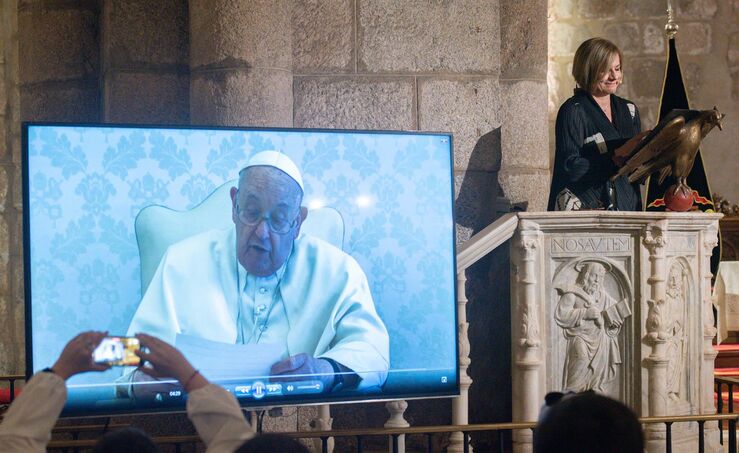 El Papa Francisco reivindica la Semana Santa de Mrida como nica en el mundo 