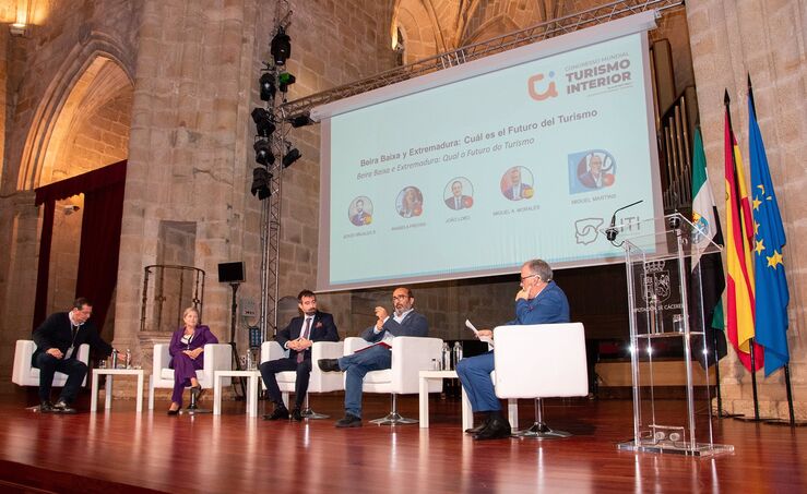 En Cceres expertos de todo el mundo debaten sobre posibilidades del turismo de interior