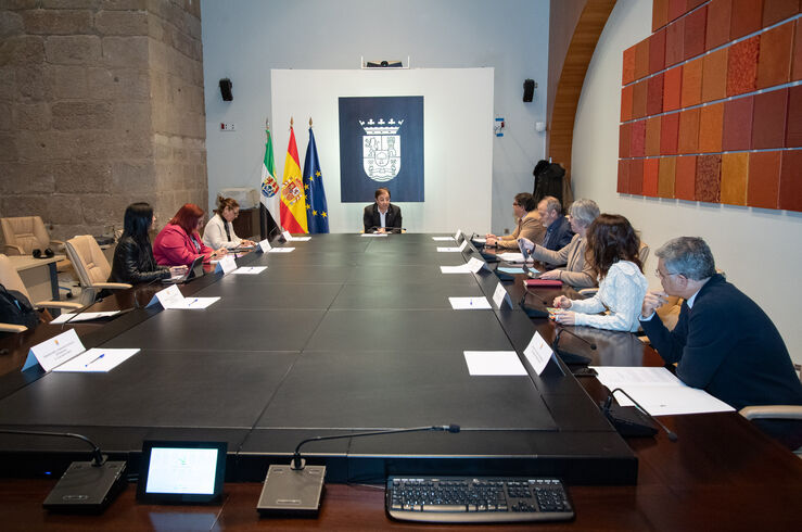 Ms de 49 millones euros para el Programa Municipal de Empleo de Extremadura en 2023