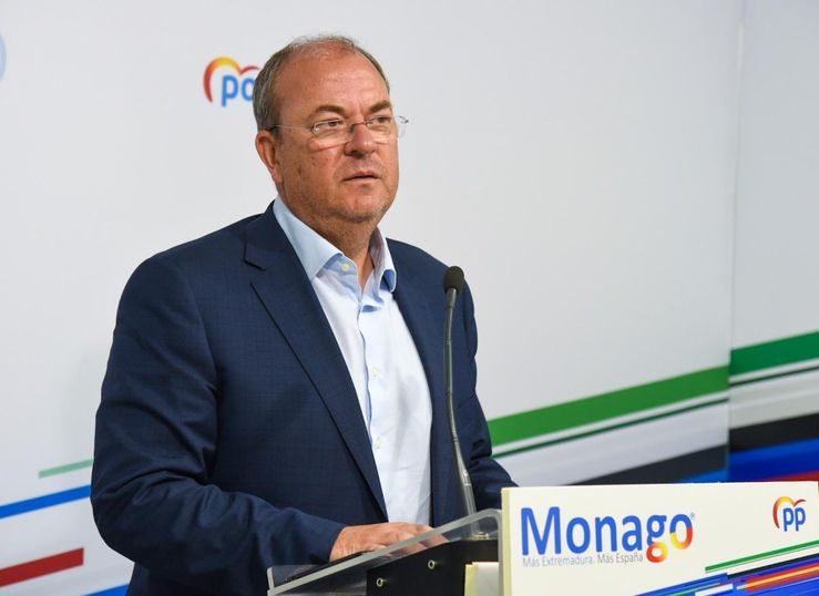 Monago pide a Europa recursos para luchar contra el desempleo y la despoblacin
