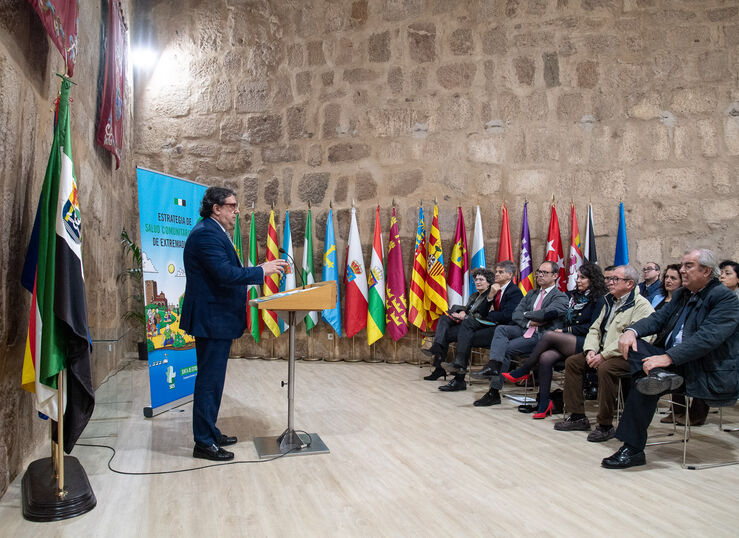 Extremadura ya cuenta con una Estrategia de Salud Comunitaria adaptada a la realidad
