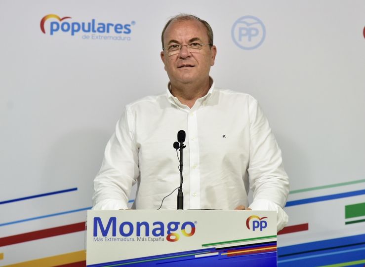 Monago critica que PSOE saque pecho con la estacin ferroviaria de Plataforma Logstica