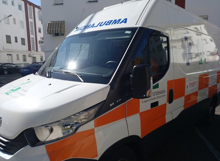 Unidas por Extremadura vuelve a ver falta transparencia en licitacin servicio ambulancias