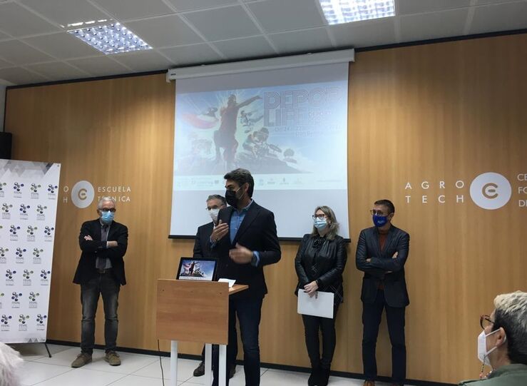 Dan de Sande presenta Deporlife 2021 que reunir al sector del Deporte en Extremadura