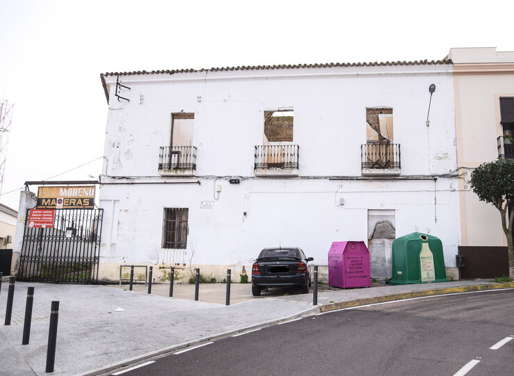 El Ayuntamiento de Mrida adquiere patrimonio para mejorar accesos del Mara Luisa 