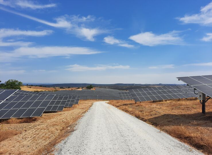 Iberdrola obtiene la DIA para un nuevo proyecto fotovoltaico de 375 MW en Cedillo 
