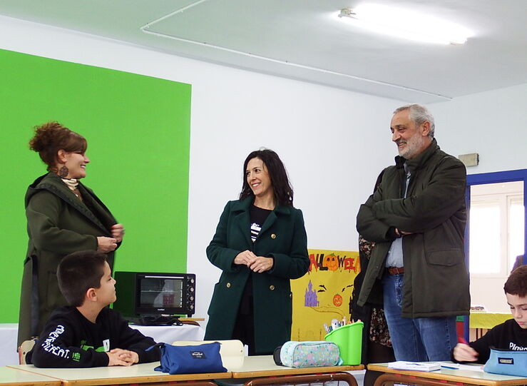 Junta invierte 116600 euros en mejorar las instalaciones del colegio de Calzadilla