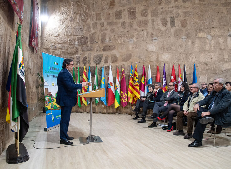 Extremadura ya cuenta con una Estrategia de Salud Comunitaria adaptada a la realidad