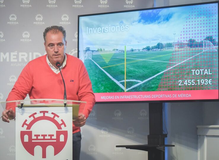 Ayuntamiento Mrida asigna casi 25 millones en mejorar 8 grandes complejos polideportivos