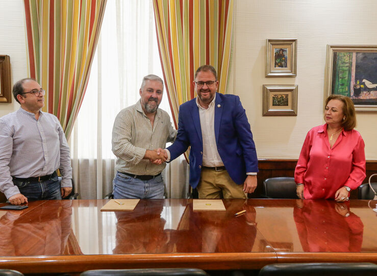 El Ayuntamiento de Mrida aumenta a 21000 euros la ayuda a la Plataforma del Voluntariado