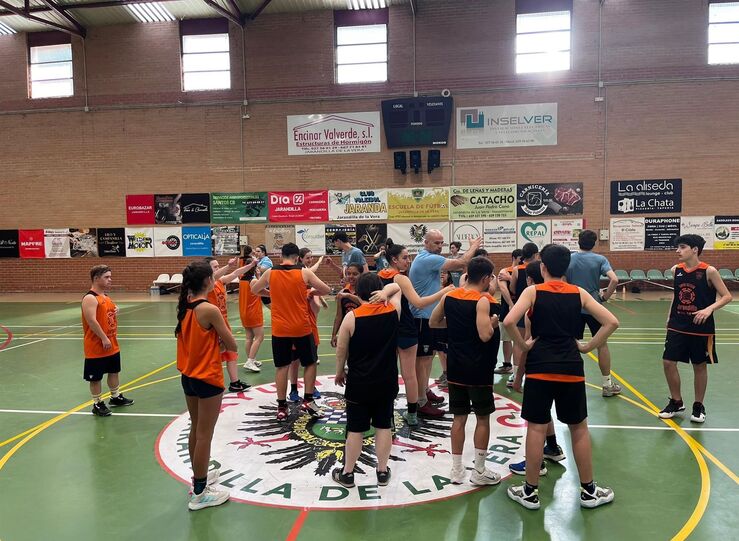 Jarandilla de la Vera acoge el III Campus Inclusivo de Baloncesto de Diputacin de Cceres