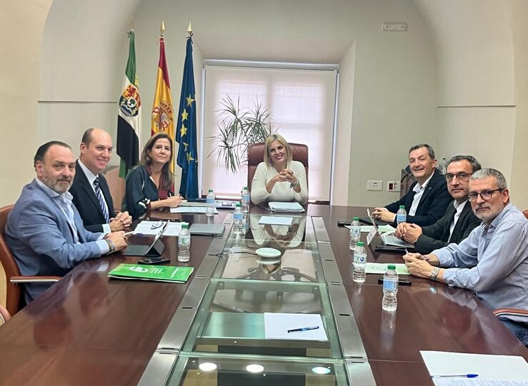 Satisfaccin de CSIF por anuncio subida salarial del 2 a empleados pblicos en PGEx 2025