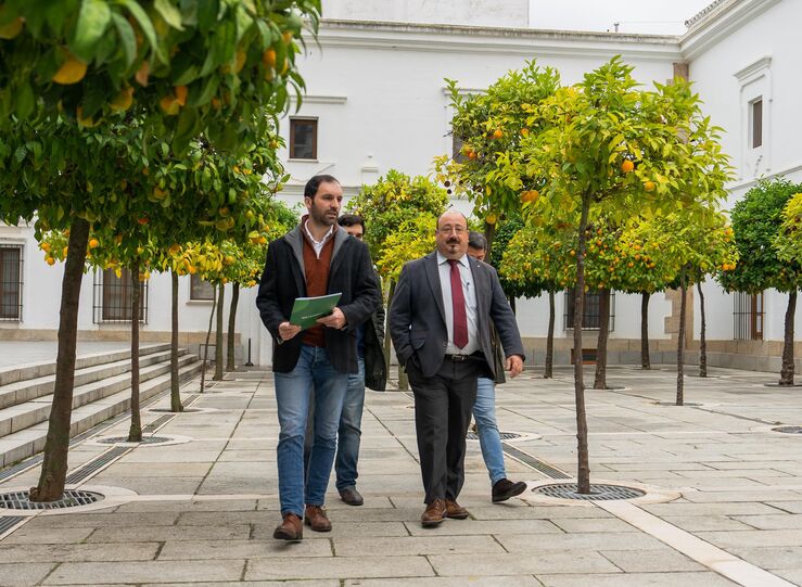 VOX presenta la Ley de Concordia para derogar la Ley de Memoria Histrica en Extremadura