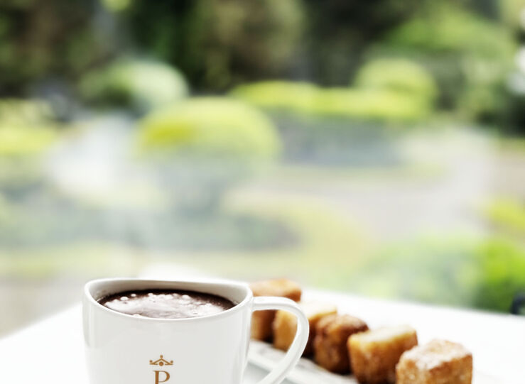 Paradores donar el 100 de ventas con tazas chocolate para ayudar a afectados por la DANA