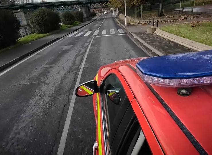 Los Bomberos de Diputacin de Badajoz protagonizan el vdeo de felicitacin navidea