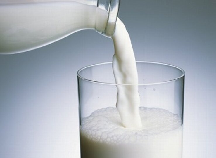Banco de Alimentos de Badajoz lanza campaa Hazte donante de leche para garantizar reparto