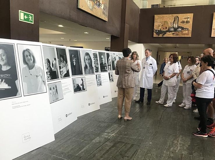 El Hospital de Mrida acoge la exposicin fotogrfica itinerante Hroes y Heronas
