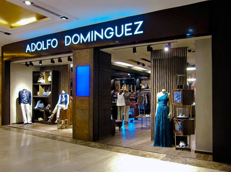 Adolfo Domnguez inicia la reapertura de sus tiendas en Espaa y Portugal