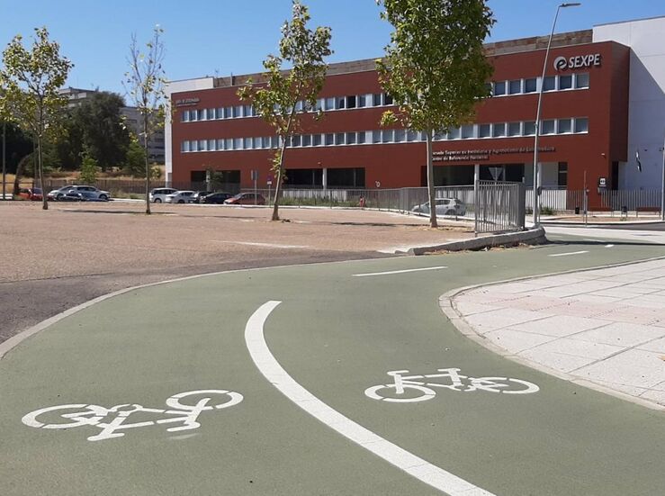 Cceres adjudica construccin carriles bici en el Parque del Prncipe por 276000 euros