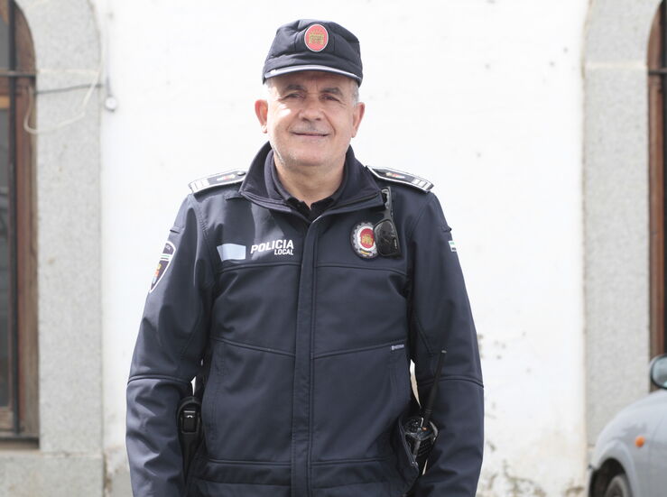 El subinspector Miguel ngel Paredes Medalla al Mrito de la Polica Local de Extremadura