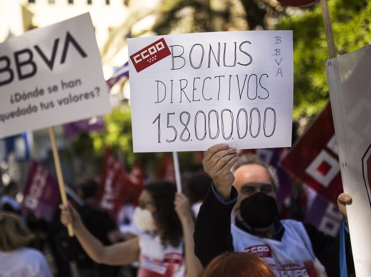 Trabajadores de BBVA harn huelga este mircoles para rechazar los ms de 3300 despidos