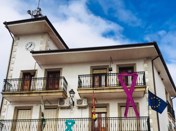 Ayuntamiento de Palomero pide a la Junta no suprimir un mdulo de educacin en el colegio