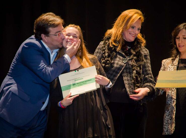 Ocho alumnos extremeos recibirn los Premios Extraordinarios de Bachillerato