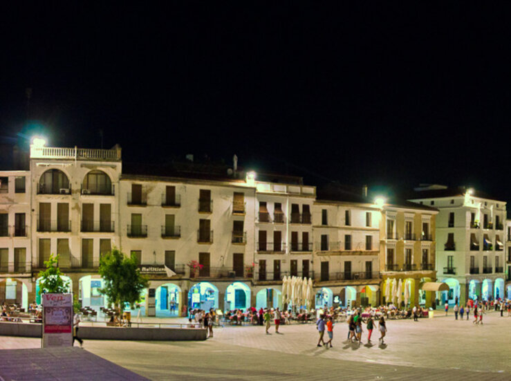 Actividades culturales y ms de 30 monumentos abiertos en IV Noche del Patrimonio Cceres