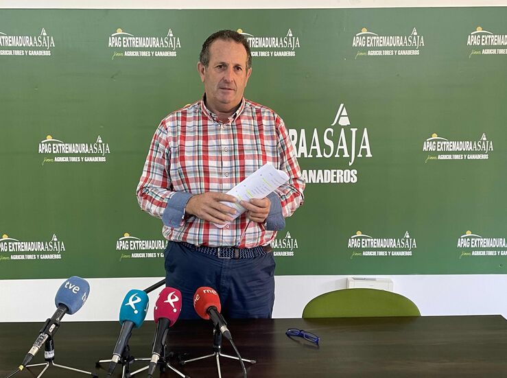 APAG Extremadura Asaja acude a negociacin del convenio del campo para llegar a acuerdos