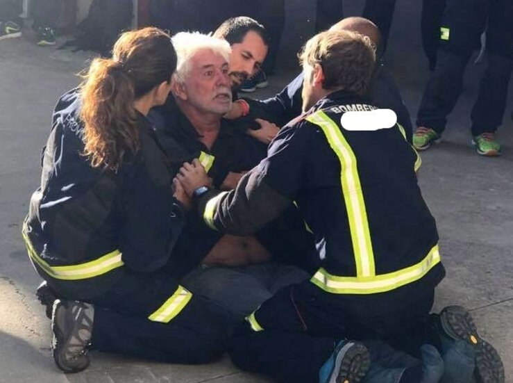 Los bomberos del CPEI de Badajoz se forman en intervenciones ante tentativas de suicidio