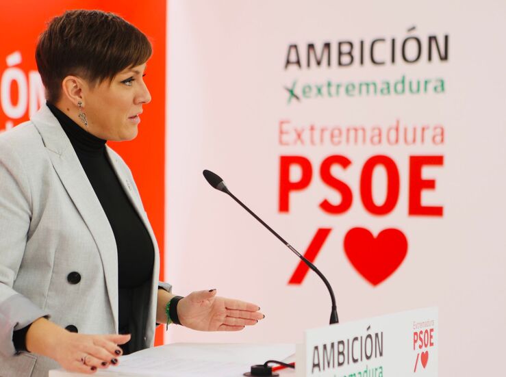 PSOE defiende que el alcalde de Salvatierra es el nico que ha cumplido su palabra 