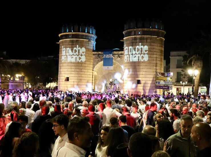 Ms de 40000 personas asistieron a las actividades de la Noche en blanco de Badajoz 