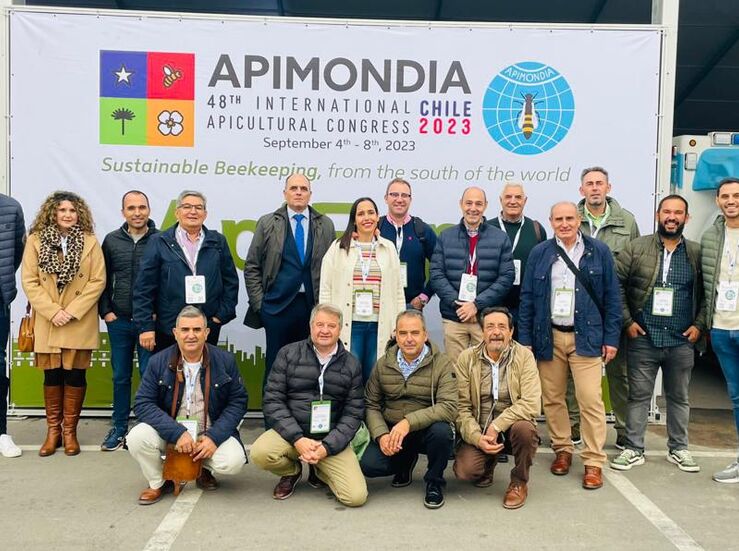 La Diputacin participa en el Congreso Mundial de Apicultura que se celebra en Chile