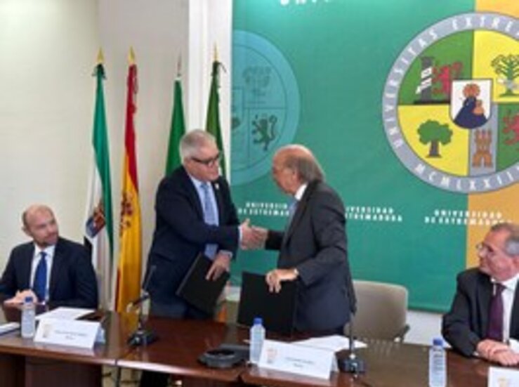 La Universidad de Extremadura firma acuerdo colaboracin con la Autnoma de Lisboa