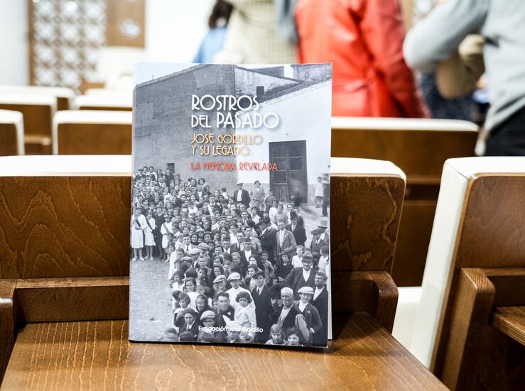 La Diputacin de Badajoz publica el libro Rostros del pasado Jos Gordillo y su legado
