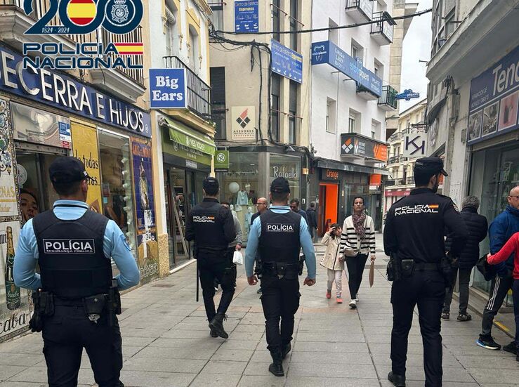 La Polica activa el proyecto Comisaras Europeas durante la Semana Santa en Extremadura