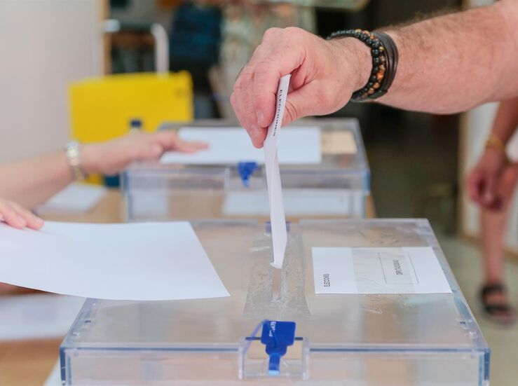 Badajoz y Almendralejo contarn con mesas electorales para facilitar el voto a rumanos