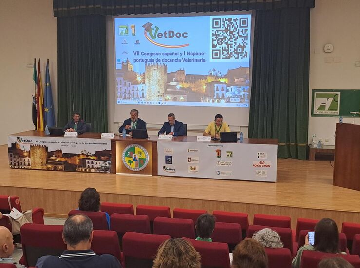VII Congreso de Docencia Veterinaria rene en Cceres a 90 profesores de Espaa y Portugal