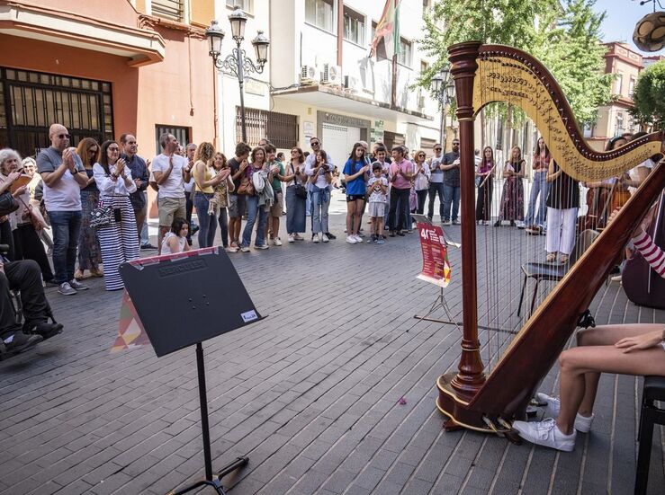 Jvenes interpretes llevan este sbado su msica a las calles del Casco Antiguo de Badajoz
