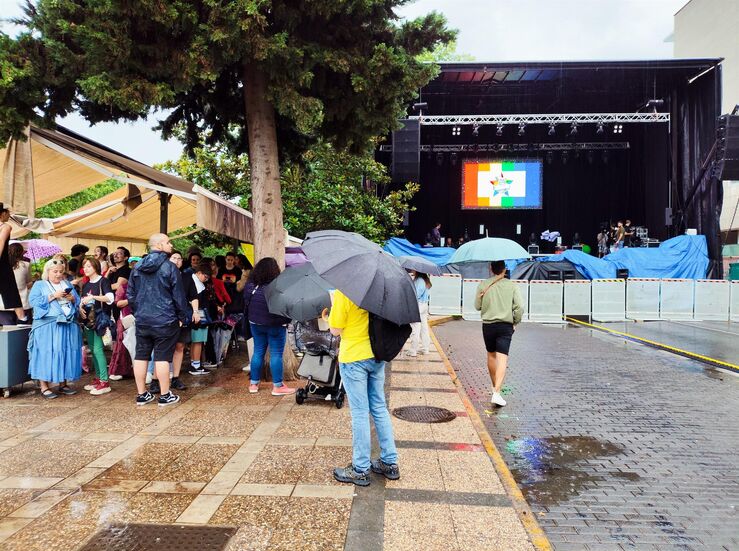 Lluvia desluce Orgullo en Mrida y reivindica ms educacin y memoria frente al odio