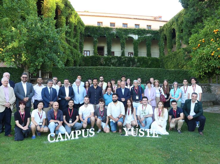 Expertos y alumnos Campus Yuste reflexionan para relanzar relaciones eurolatinoamericanas